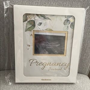 Pregnancy Journal - White and Gold